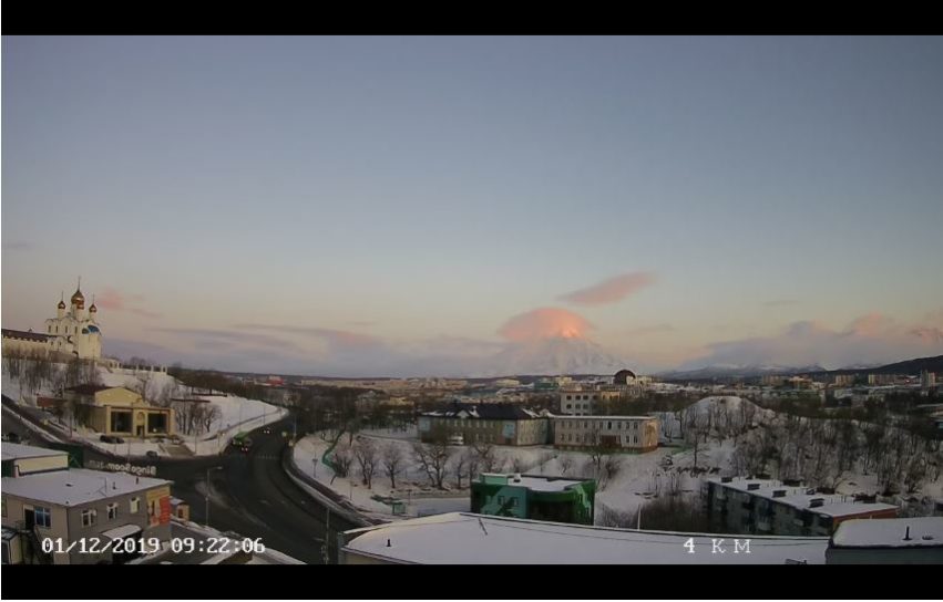 russia volcano live cam