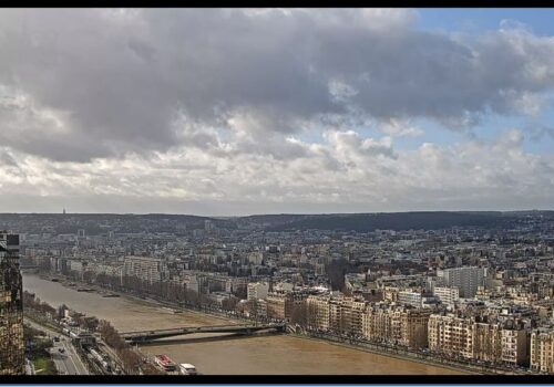 Amazing HD Paris Live Webcam River Seine, France
